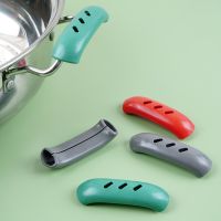 2/4Pcs Heat Resistant Silicone Pot Handle Covers Pan Handle Protective Cover Anti-Scalding Non-Slip Clips Kitchen Tableware Pots Pans