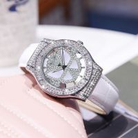 Hot Seller LOUISIFS brand dream butterfly time to run watch full of stars light luxury waterproof niche ladies quartz