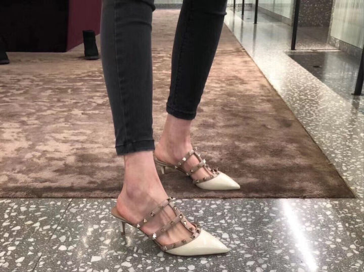 classic-austrian-rivets-half-drag-high-heels-vt-rivets-pointy-toe-flat-slippers-all-match-retro-shoes-heels-mules