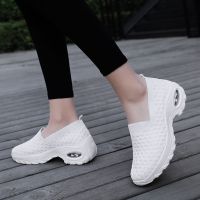 Size35~42 ไซส์ใหญ่รองเท้าผ้าใบ รองเท้าผ้าใบแบบสลิปออน รองเท้าเพื่อสุขภาพผู้หญิงรองเท้าผ้าใบ