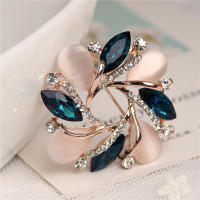 QianXing Shop 1 PC Fashion Crystal Bauhinia Shape Brooch For Women Dress Decorative Pin