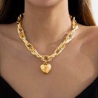 New Trendy Punk Exaggerated Metal Statement Short Collar Clavicle Chain Geometric Heart Pendant Necklace Vintage Hip Hop Jewelry Fashion Chain Necklac