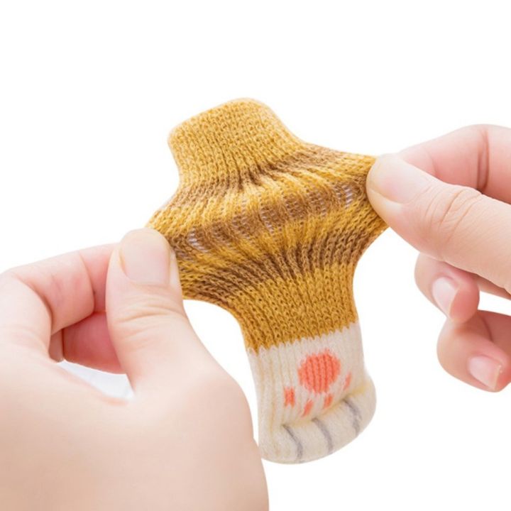 cw-4pcs-cartoon-leg-socks-knitting-non-table-foot-protector