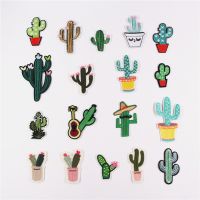 Nice Fabric Embroidered Cactus Patch Cap Clothes Stickers Bag Sew Iron On Applique DIY Apparel Sewing Clothing Accessories BU148 Haberdashery