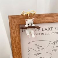 3D Cute Cat Animal Brooch White Cat Brooches Holding a Branch Cat Hug Tree Brooch Three dimensional Lapel Pins Bag Decoration