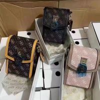 GUESS All-match fashion simple presbyopic mobile phone bag flip small square bag printed one-shoulder female