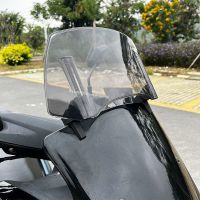 【hot】 KAWASAKI YAMAHA HONDA SUZUKI Motorcycle Windshield Extension Adjustable Spoiler Clamp-On Windscreen Deflector