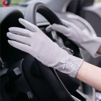 2023 New Fashion Summer Cotton Print Dot Short Non-slip Breathable Ladies Thin Sun UV Protection Gloves Driving Gloves for Women