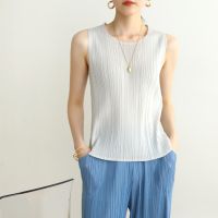 2023 Hot Miyake Vest Pleated Round Neck Vest  Summer Sleeveless Vest Slimming Outerwear Versatile T-shirt Womens Top