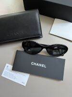 แว่นตากันแดด CHANEL OVAL CH5416