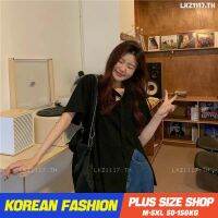 Plus size เสื้อผ้าสาวอวบ❤ เสื้อยืดสาวอวบอ้วน ไซส์ใหญ่ ผู้หญิง เสื้อยืด oversize ทรงหลวม แขนสั้น คอวี แยก สีดำ ฤดูร้อน สไตล์เกาหลีแฟชั่น V728