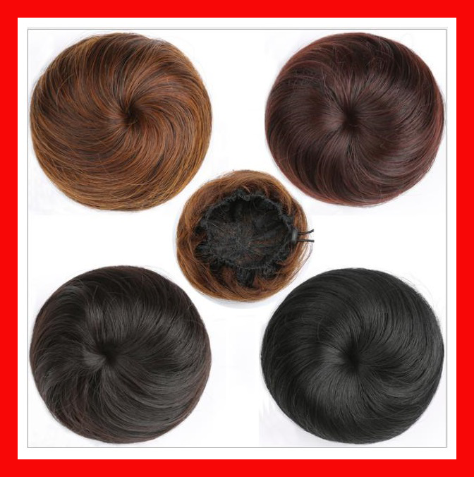 Bạn đã từng nghe về kiểu tóc búi củ tỏi Hàn Quốc? Hãy xem hình ảnh búi tóc củ tỏi đầy bí ẩn và tuyệt đẹp này. Với những nơi làm việc có dress code khó tính, kiểu tóc này sẽ giúp bạn trông năng động và chuyên nghiệp hơn.