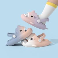 Summer Kids Slippers Gradient Shark Sandals Child Girls Shoes Cartoon Thick Sole Boys Outside Beach Slides Non-slip Home Shoes