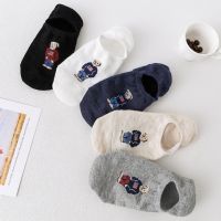 5pair/lot Fashion Mens Boat Socks Cartoon Bear Xia Qiu Non slip Invisible Silicone Cotton Ankle Slippers Socks Retro