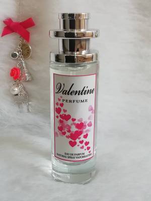 น้ำหอมวาเลนไทน์ Valentine Parfum  กลิ่นเทียบแบรนด์ ดูดีมีเสน่ห์ เป็นเอกลักษณ์ในสไตล์คุณหญิงสาว ขวดใหญ่คุ้ม 35 มล./1 ขวด