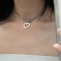 สร้อยคอ พร้อมจี้ จี้ลายหัวใจ สำหรับสตรี Punk Thick Lock Chain Heart Shape Pendant Short Choker Necklace for Women Retro INS Gold Silver Color Metal Necklace Jewelry