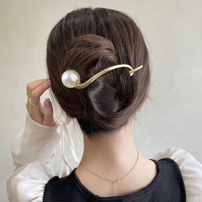 【CW】Korean Metal Butterfly Pearl Hair Clips Hairpins Fashion Sweet tail Clip Barrettes Hairgrips Headwear Women Hair Accessorie