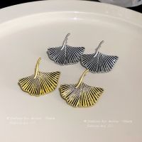 [COD] Needle Earrings South Korea New Small Fashion Temperament Design Personality Wholesale