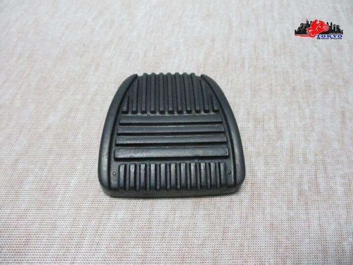 toyota-fortuner-vigo-tiger-mtx-altis-souluna-pedal-pad-rubber-brake-amp-clutch-genuine-parts-ยางรองแป้นเหยียบ-เบรค-คลัทช์-ของแท้