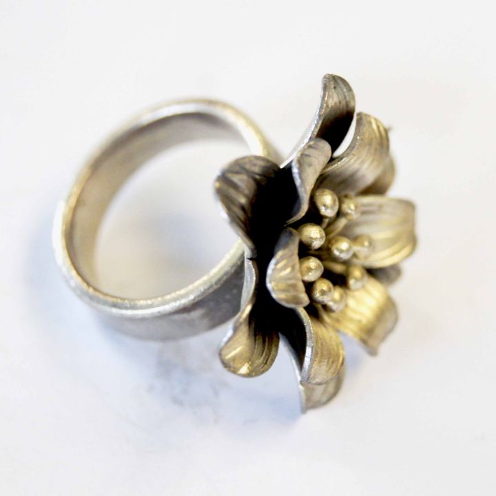 come-to-visit-thailand-valuable-souvenirs-recipients-ring-flower-uneven-pattern-pure-silver-thai-karen-hill-tribe-silver-hand-made-size-6-circumference-51-mm
