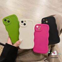 ใหม่หรูหราขอบลอนง่ายสีทึบเคสโทรศัพท์สำหรับ iPhone 11 14 12 13 Pro Max 7 8 Plus XR X XS MAX 7Plus 8 Plus สีลูกอมกันกระแทกตัวปกป้องกล้องถ่ายรูปปกหลัง