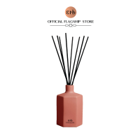 Erb Maison Fleurfume Reed Diffuser Dazzling Spring 200 ml. เอิบ ก้านไม้หอม กลิ่นดอกฟรีเซีย นุ่มนวลในสัมผัสจากกลิ่นหอมของลูกแพร์