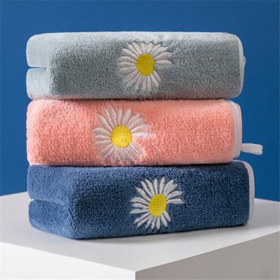 1Pc 34x74cm Absorbent Hand Towel Soft Coral Fleece Chrysanthemum Flower Embroidery Bathroom Washcloth