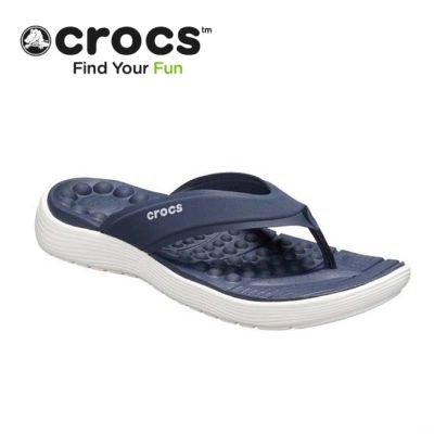 【พัสดุที่ส่งจากประเทศไทยมาถึงใน 2-3 วัน】Crocs 2023 ข้อความชาวหาดทรายหนารองเท้าแตะแบบชายกันน้ํากลาง