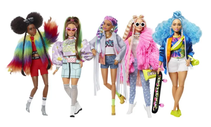 NEW and ORIGINAL - 5pcs Doll Set - Barbie Extra 5-Doll Set with 6 Pets and  70-Styling Pieces | Lazada PH