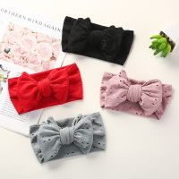 【CC】 Hot high-grade hand embroidered bow children  39;s hair accessories lace holes baby band headband elastic