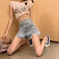 COD 2020แบบใหม กางเกงยีนส์ผู้หญิงเอวสูงขาสั้นสีฟ้าอ่อนแถบข้าง  denim shorts womens high waist little daisy embroidery #8020