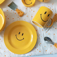 VIP Ceramic Plates for Home Tableware of Kitchen Round Happy Yellow Smile Cartoon Prints Dishes Solid Dinnerware Set Fashion Mug