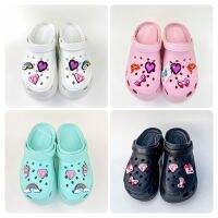 mozambique store - รองเท้าหัวโตผู้หญิง พื้นหนา 5 ซม. ลายน่ารักมาก