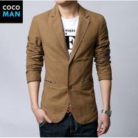 COCO-MAN พร้อมส่ง เสื้อสูทผู้ชาย สีน้ำตาล กระดุม 2 เม็ด แต่งกระเป๋าข้าง สูททำลอง สูทใส่ทำงาน