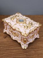 ○ European-style Retro Jewelry Box Metal Crafts Table Organizer Treasure Chest Cosmetic Containers Bracelet Jewelry Storage Box