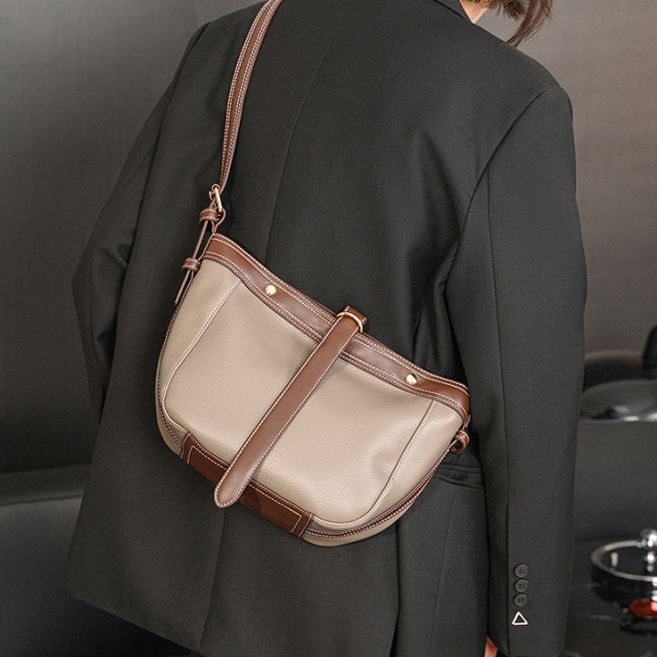tt-กระเป๋าลำลองฉบับภาษาเกาหลีกระเป๋าสะพายไหล่ผู้ชาย-กระเป๋าผู้หญิงกระเป๋ากระเป๋าสะพายพาดลำตัวแฟชั่นร่างกายเล็กกระเป๋าเป้อินเทรนด์