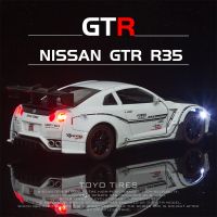 Diecast Car Model 1/32 Scale Nissan GTR R35 Sports Car Model Alloy Children Kids Toys Car Diecasts Toy Vehicles Toy Cars