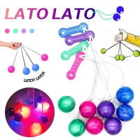 Lato Lato ของเล่นพร้อมที่จับของเล่น Lato Latto ของเล่น Tok ของเล่นโรงเรียนเก่าของเล่น Etek Lato Makasar (มีในสต็อก)