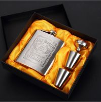 ㍿ 7oz Stainless Steel Hip Flasks Decanter Set Drop and Wear Resistant White Wine Bottle Portable Wine Bottle Flask