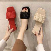 Spring Summer 2020 Flat Red Hand- Square Sandals SlippersFlip-flops Womens Sandals HYGC-322