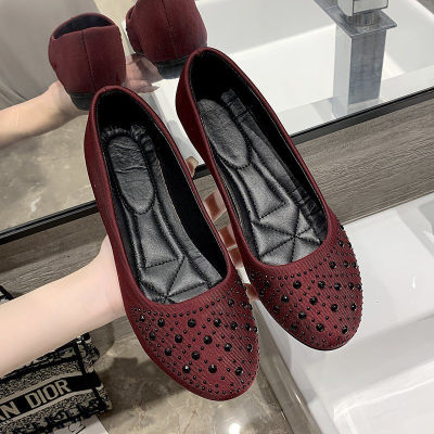 Shallow mouth large round toe casual single shoes 2023 new fashion middle-aged and elderly rhinestone flat bottomed work mom shoes