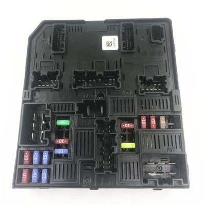 IPDM BCM Body Module Fuse Box Fuse Box 284B7-6FV0A for Nissan QASHQAI 2016-2017 284B76FV0A