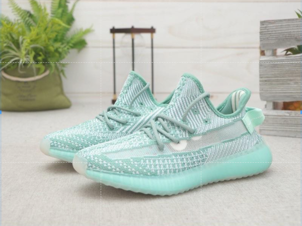 Yeezy static v2 on sale 3m