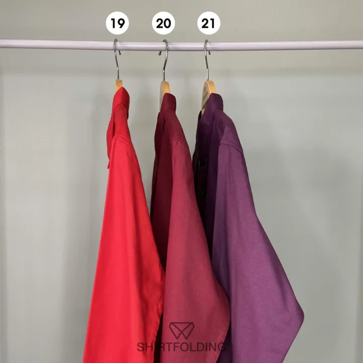 shirtfolding-chinese-new-year-set-เสื้อเชิ้ต-แขนยาวคอปก-สีแดงสด-แดงคริสต์มาส-แดงตรุษจีน-กระดุมดำ-กางเกงขาสั้น-สีขาว