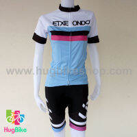 ชุดจักรยานผู้หญิงแขนสั้นขาสั้น Liv 16 (03) ETXEONDO สีขาวฟ้าลายดำชมพู