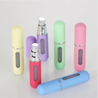 Candy Color Bottom Filling Perfume Bottle Liquid Sub-Bottling Fine Mist Spray Refillable Bottle 5ml 8ml Mini Travel Portable