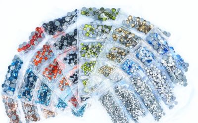 【CW】 40 Colors 1000pcs size hotfix Rhinestone SS6-SS30 Glass Strass Hotfix Iron Rhinestones Decorations Garment