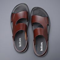 2022 Summer New Fashion Men Shoes Vintage Real Leather Non-slip Beach Slip-On Sandals Travel Flip Flop Slippers Black Brown House Slippers