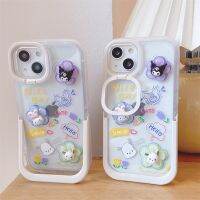 Cinnamoroll เคสโทรศัพท์ตั้งได้สำหรับ iPhone 13 12 Pro Max 11 3D ตุ๊กตาน่ารักป้องกันกล้อง Kuromi พร้อมโปร่งใสกันกระแทกขาตั้ง TPU แบบนิ่มที่วางคู่