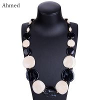 Ahmed Fashion Spring Acrylic Geometric Pendant Statement Long Beads Necklaces for Women New Design Colorful Collar Necklace